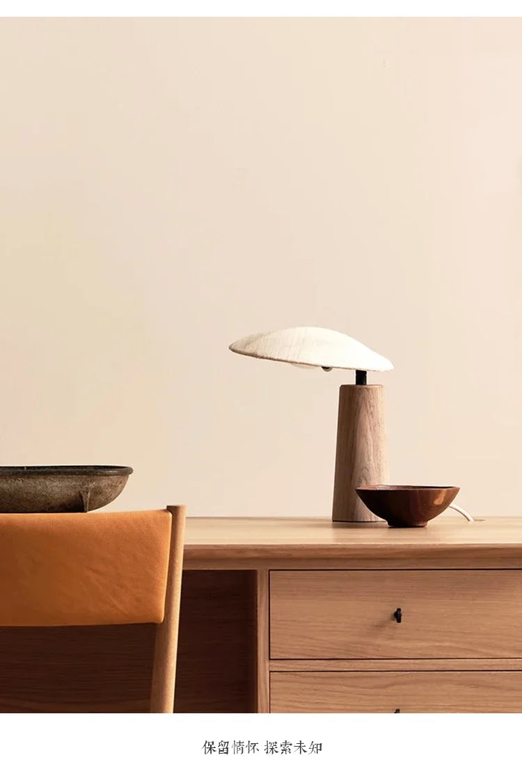 Hana Wabi-Sabi Schreibtischlampe